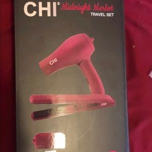 Chi travel set in midnight merlot